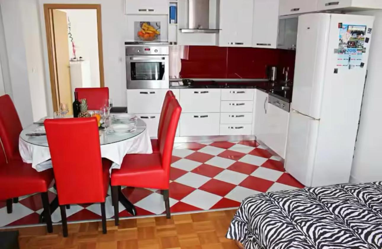Apartment Split Center ภายนอก รูปภาพ